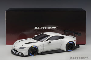AUTOart 1:18 Aston Martin Vantage GTE Le Mans Pro 2018, White, Sealed Body (81806)