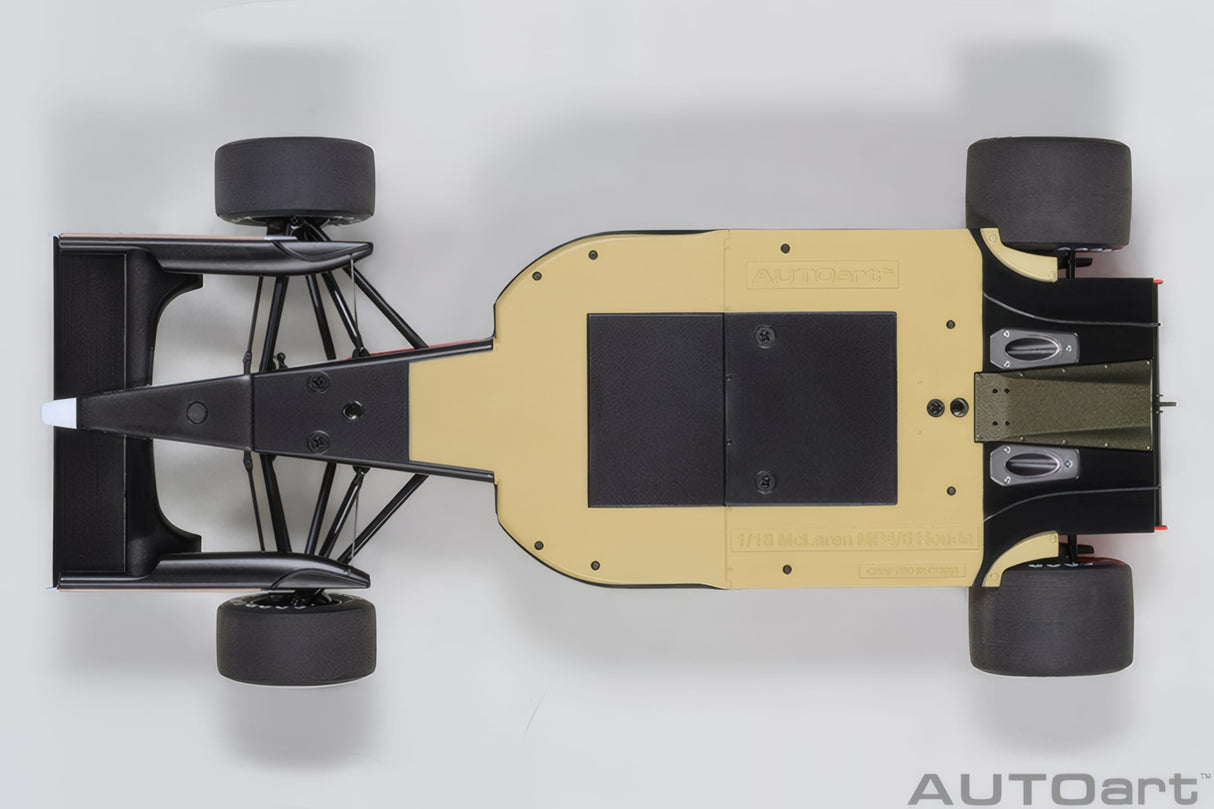 AUTOart 1:18 McLaren Honda MP 4/6 Japanese GP 1991 A. Senna #1 (89150)