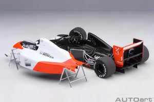 AUTOart 1:18 McLaren Honda MP 4/6 Japanese GP 1991 A. Senna #1 (89150)