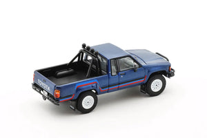 GCD MODELS 1/64 TOYOTA HILUX SR5 XTRA CAB 1985 BLUE LHD (KS-062-398)