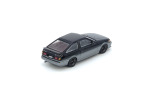 Inno64 1:64 Toyota Corolla Levin (AE86) Black/Grey (IN64-AE86-BLGR)