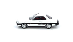 Nissan Skyline DR30 RS-X Turbo White Inno64 1:64, vista lateral