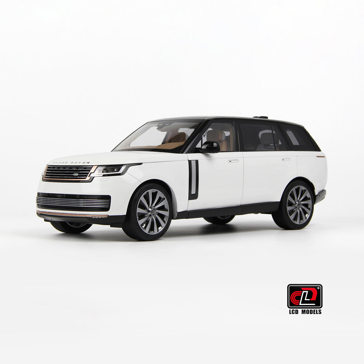 LCD MODELS 1:18 Land Rover Range Rover SV SERENITY 2022 White With Black Roof (LCD18017-BW)
