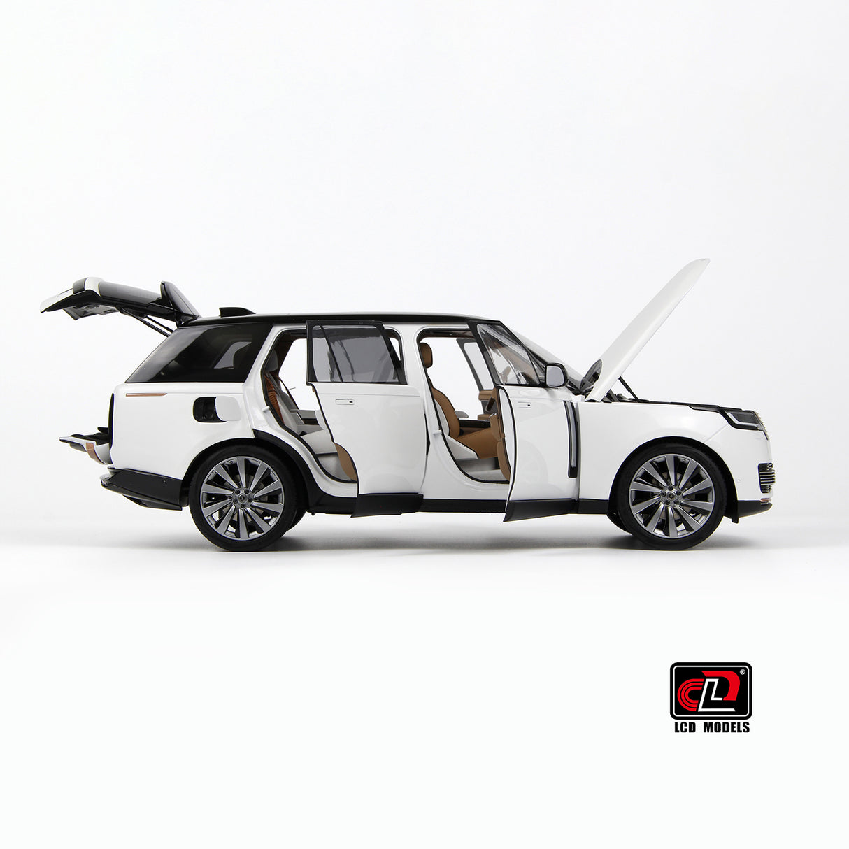 LCD MODELS 1:18 Land Rover Range Rover SV SERENITY 2022 White With Black Roof (LCD18017-BW)