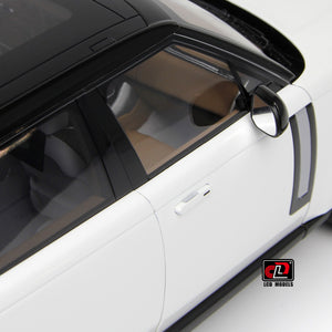 LCD MODELS 1:18 Land Rover Range Rover SV SERENITY 2022 White With Black Roof (LCD18017-BW)