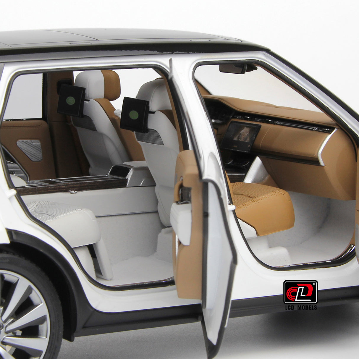 LCD MODELS 1:18 Land Rover Range Rover SV SERENITY 2022 White With Black Roof (LCD18017-BW)