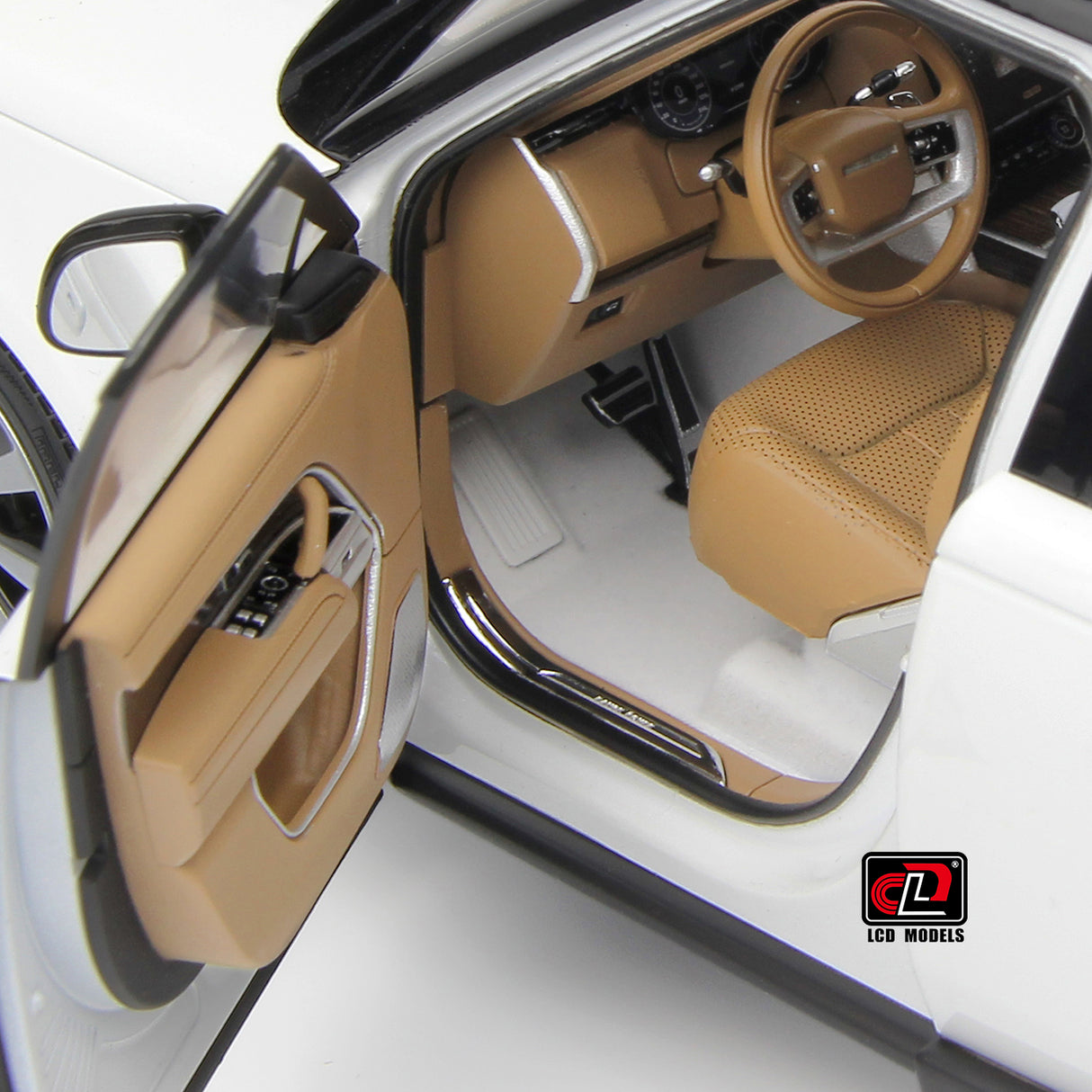 LCD MODELS 1:18 Land Rover Range Rover SV SERENITY 2022 White With Black Roof (LCD18017-BW)