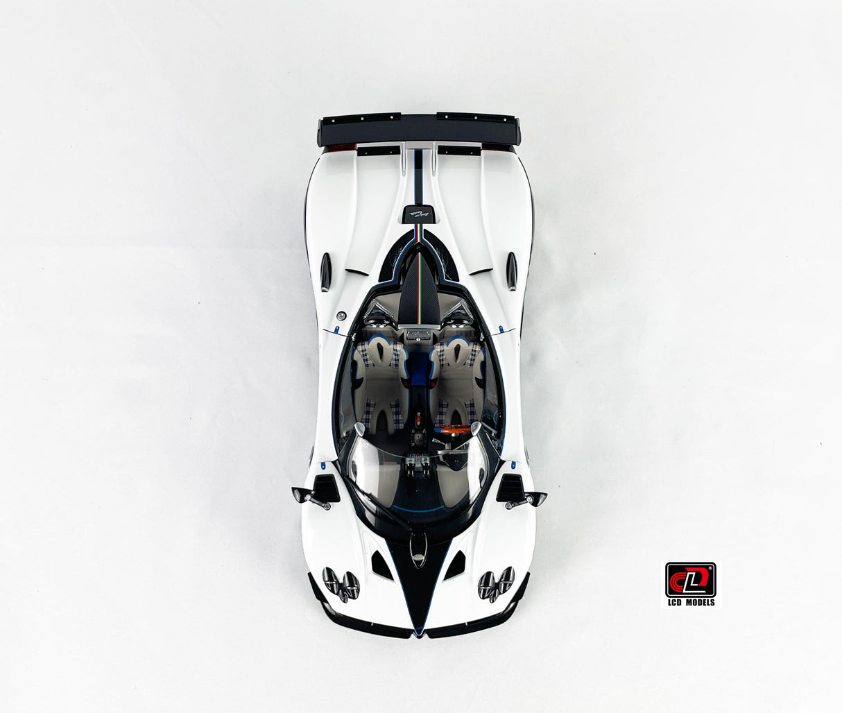 LCD MODELS 1:18 Pagani Zonda HP White (LCD18009-WH)
