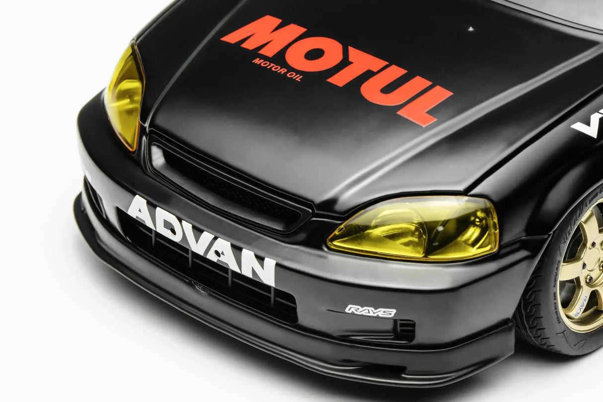 MOTORHELIX 1:18 Honda Civic TYPE R (EK9) No Good Racing Motul (M85010)