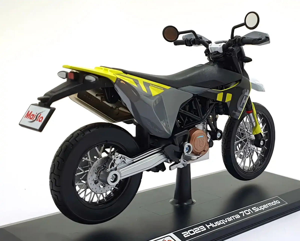 MAISTO 1/18 HUSQVARNA 701 SUPERMOTO 2023 (39300-23091)