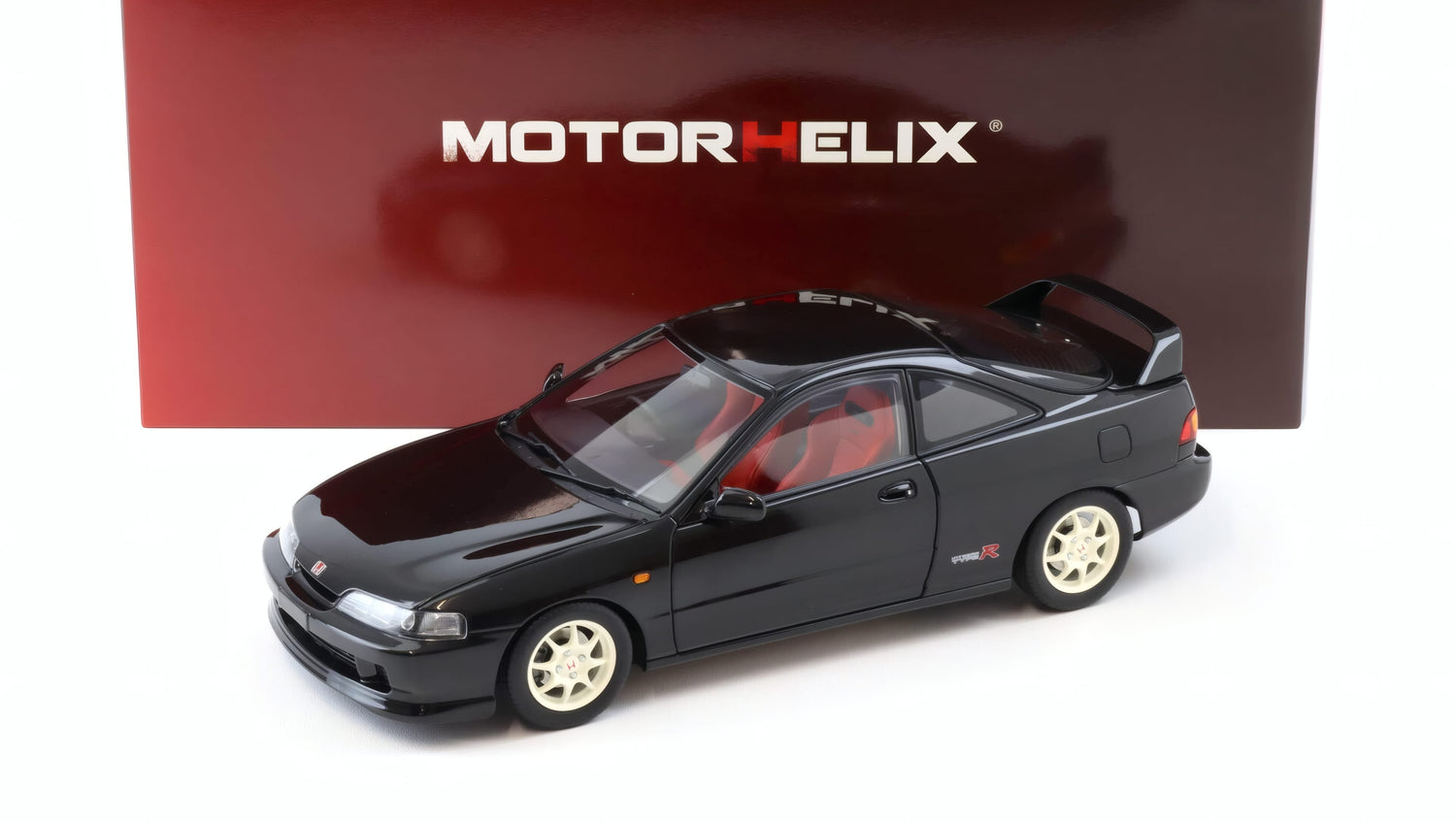 MOTORHELIX - 1/18 - HONDA - INTEGRA TYPE-R (DC2) 1997 - BLACK (M85203)