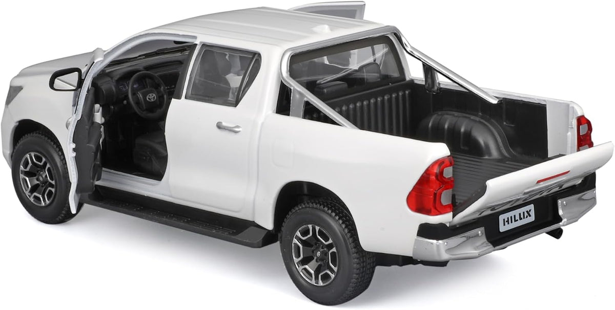 Maisto 1:27 Toyota Hilux PICK-UP 2021 White (32920WH)