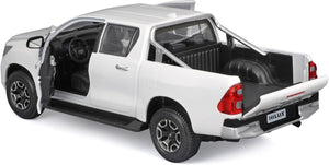 Maisto 1:27 Toyota Hilux PICK-UP 2021 White (32920WH)