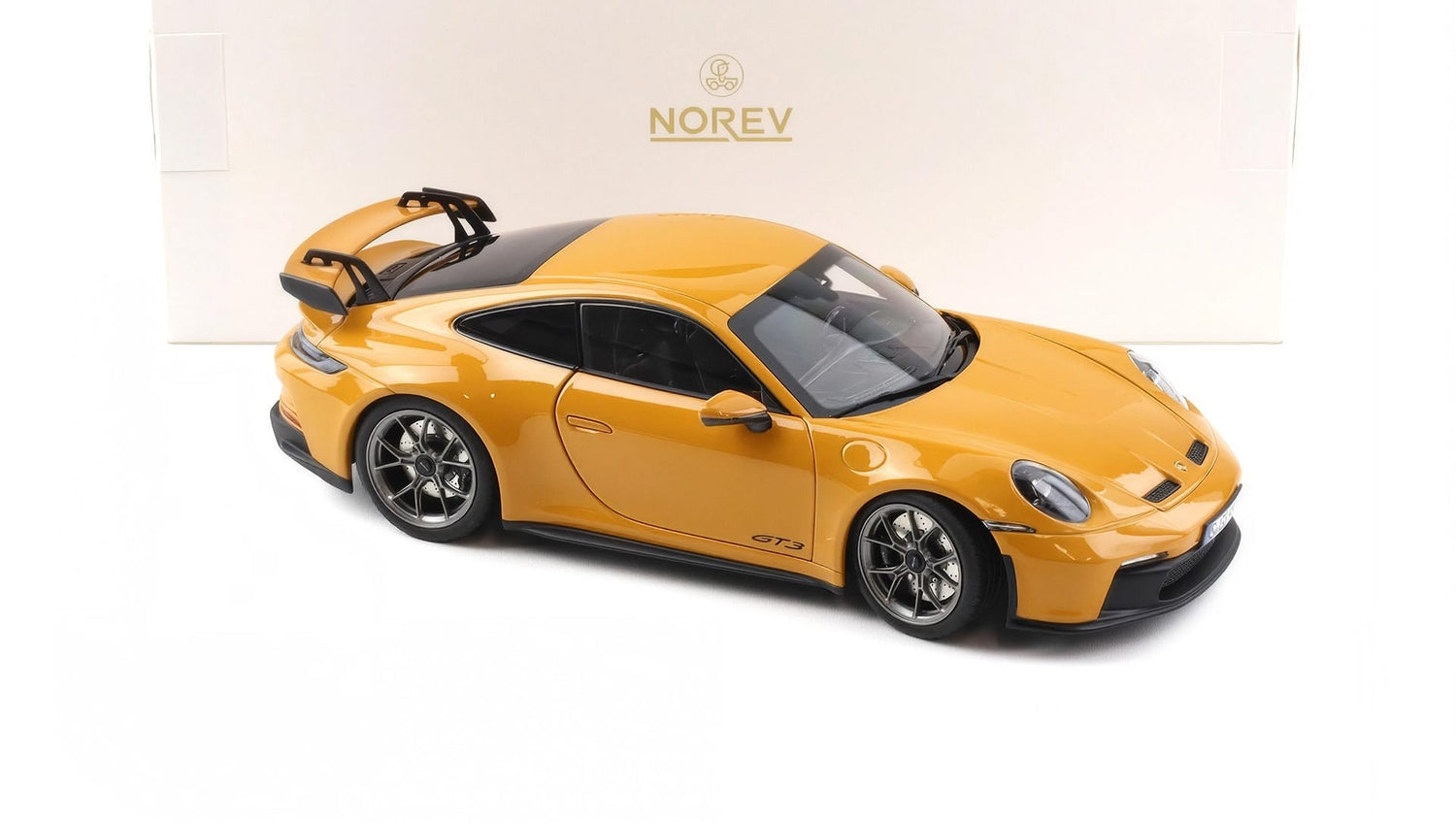 NOREV 1/18 PORSCHE 911 (992) GT3 COUPE 2021 BAHAMA YELLOW (187387)