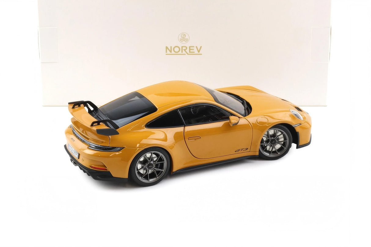 NOREV 1/18 PORSCHE 911 (992) GT3 COUPE 2021 BAHAMA YELLOW (187387)