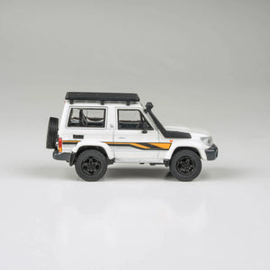 PARAGON 1/64 TOYOTA LAND CRUISER 71 70TH ANNIVERSARY 2023 WHITE LHD LC71 (PA-55567)