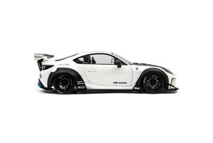 Solido 1:18 TOYOTA GR86 LBWK BODY KIT PEARL WHITE 2024 (S1813602)