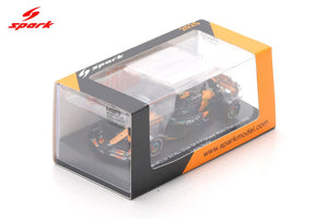 SPARK 1/64 McLAREN MCL39 #4 LANDO NORRIS WORLD CHAMPION ABU DHABI GP 2025 (64S078)
