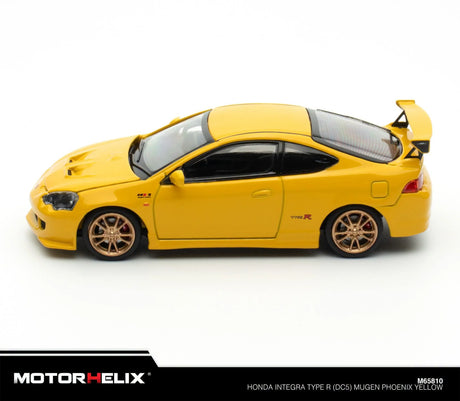 Honda Integra DC5 Mugen amarillo, vista lateral