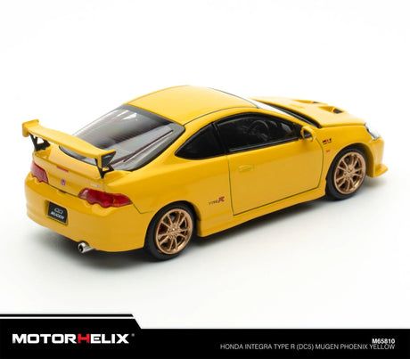 Honda Integra DC5 Mugen amarillo, vista trasera derecha